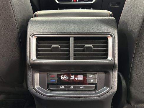New 2026 Volkswagen Atlas Peak Edition AWD/4WD image 33