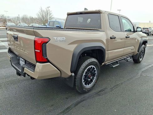 New 2026 Toyota Tacoma TRD Off-Road AWD/4WD image 7