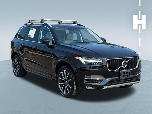 Used 2018 Volvo XC90 T5 Momentum w/ Convenience Package AWD/4WD image 1