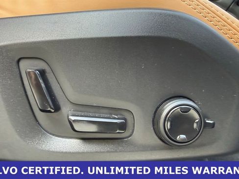 Certified 2024 Volvo XC90 T8 Ultimate w/ Lounge Package AWD/4WD image 14