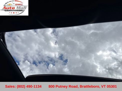 Used 2021 Audi Q3 2.0T Premium w/ Convenience Package AWD/4WD image 21