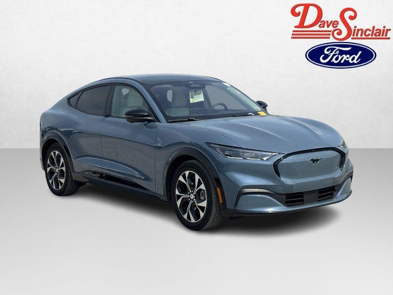 Used 2023 Ford Mustang Mach-E Premium RWD image 4