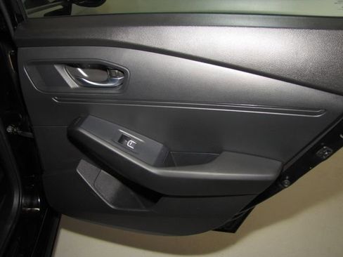 Used 2023 Honda Accord Sport image 19