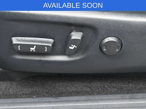 Used 2019 Toyota 4Runner TRD Off-Road Premium AWD/4WD image 10