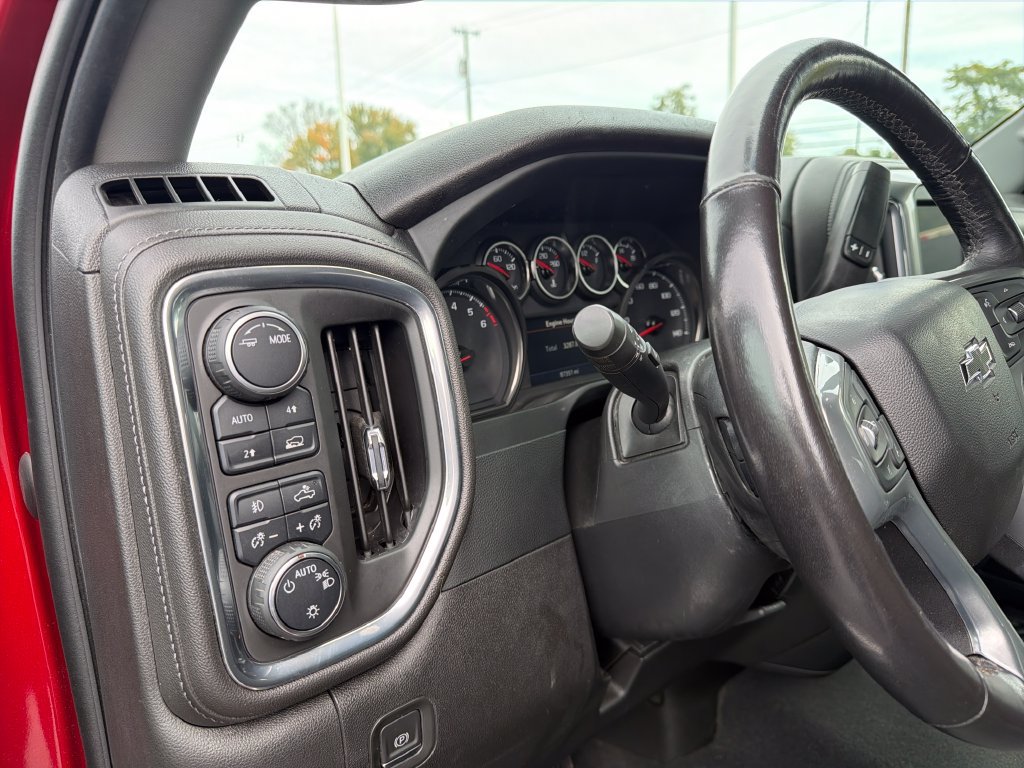 Used 2022 Chevrolet Silverado 1500 RST AWD/4WD image 34