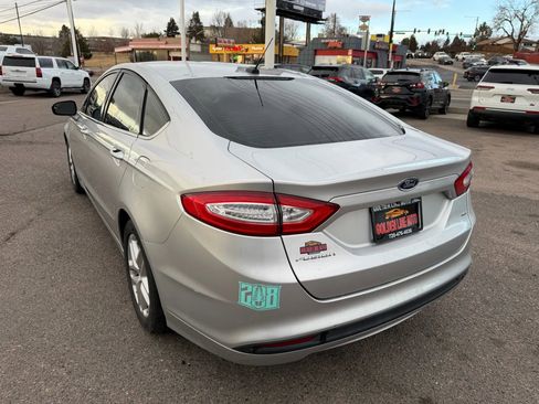 Used 2015 Ford Fusion SE image 6