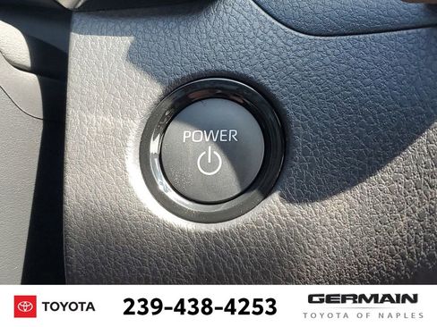 New 2025 Toyota Camry SE w/ Convenience Package FWD image 32
