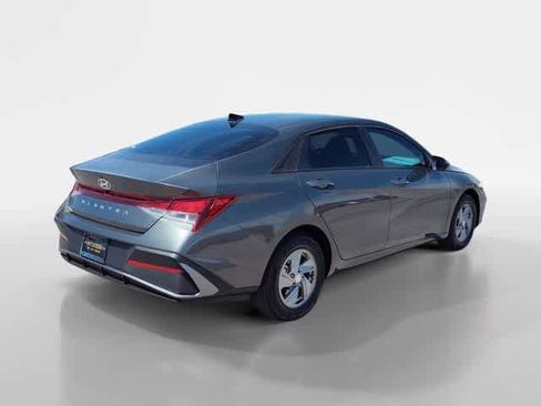 New 2026 Hyundai Elantra SE w/ Cargo Package FWD image 5