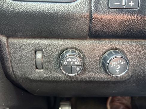 Used 2018 Chevrolet Colorado ZR2 w/ ZR2 Midnight Special Edition image 24