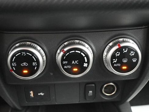 Used 2025 Mitsubishi Outlander Sport ES AWD/4WD image 13