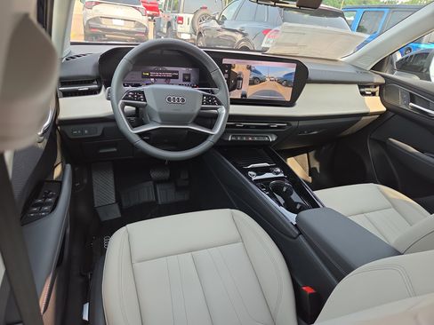 New 2026 Audi Q3 quattro 2.0T AWD/4WD image 7