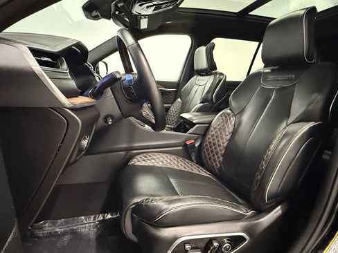 Used 2022 Jeep Grand Cherokee Summit image 15