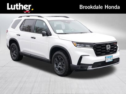 Certified 2025 Honda Pilot TrailSport