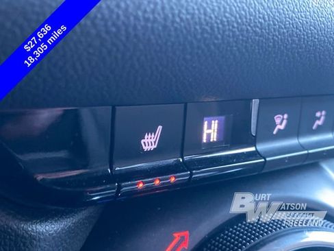 Used 2025 Chevrolet Blazer LT w/ Convenience Package image 25