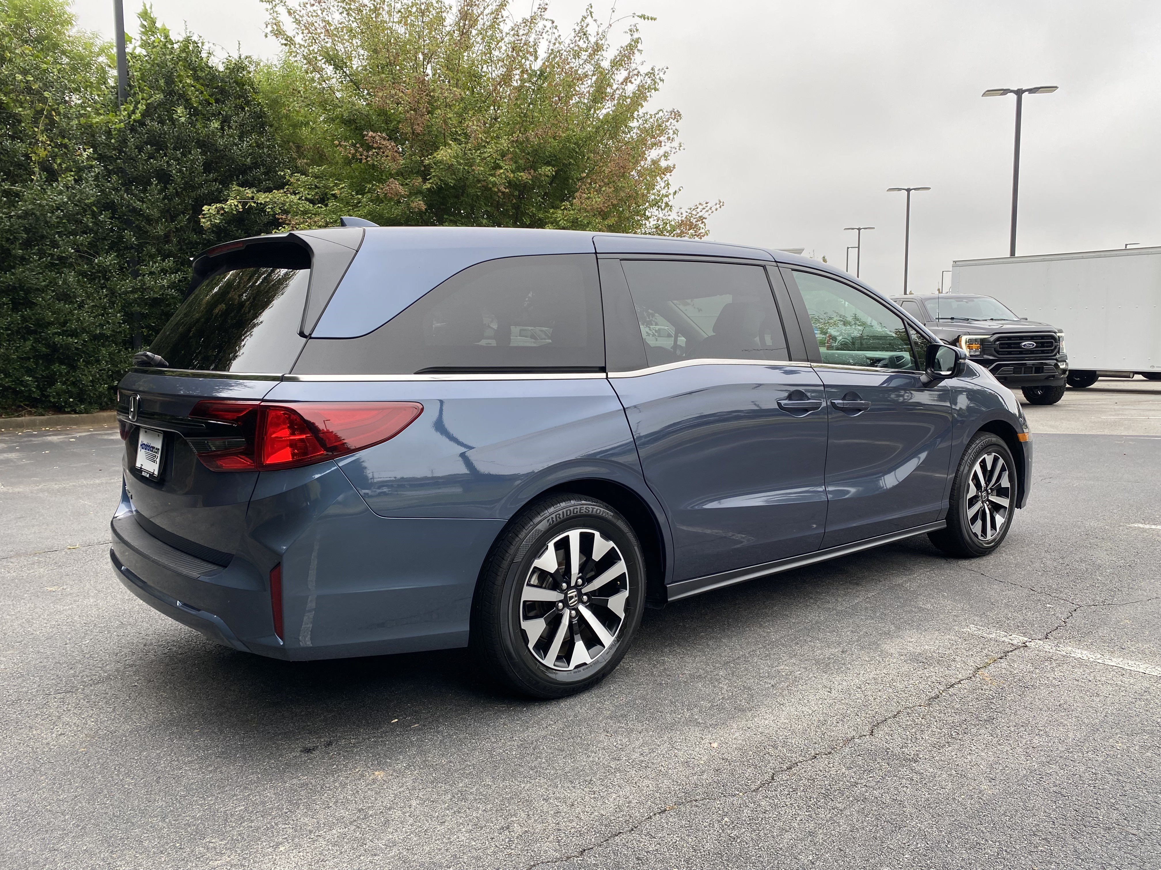 Used 2025 Honda Odyssey EX-L image 9