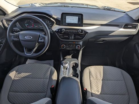 Used 2022 Ford Escape SE image 14