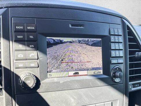 Used 2018 Mercedes-Benz Metris image 14