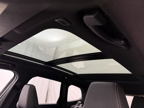 Used 2025 BMW X1 xDrive28i image 7