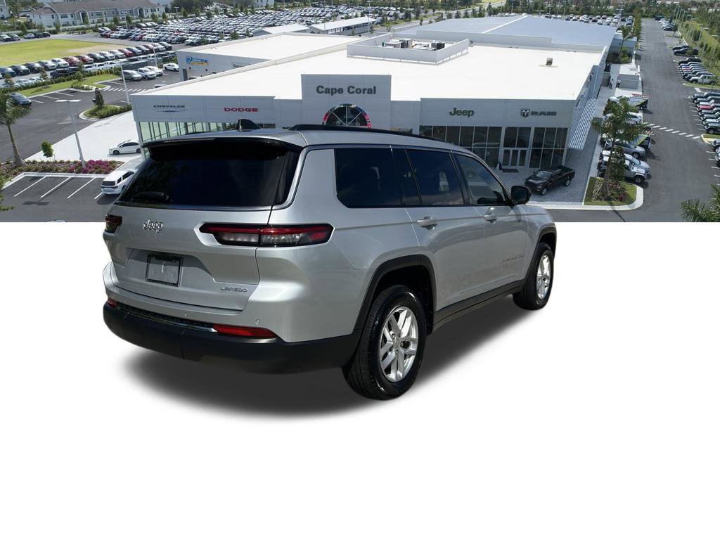 Used 2026 Jeep Grand Cherokee L Laredo RWD image 5