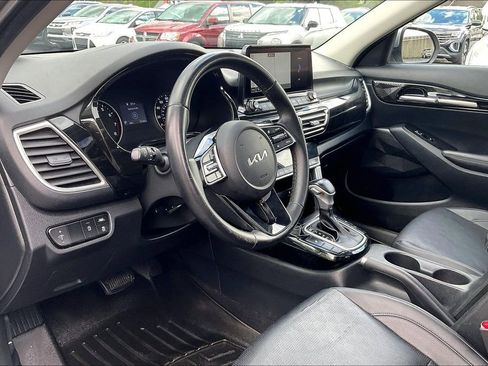 Used 2022 Kia Seltos EX AWD/4WD image 13