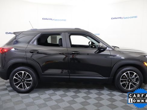 Used 2025 Chevrolet TrailBlazer LT image 4