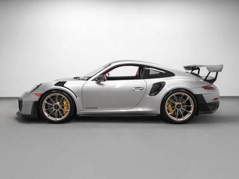 Certified 2019 Porsche 911 GT2 RS image 2