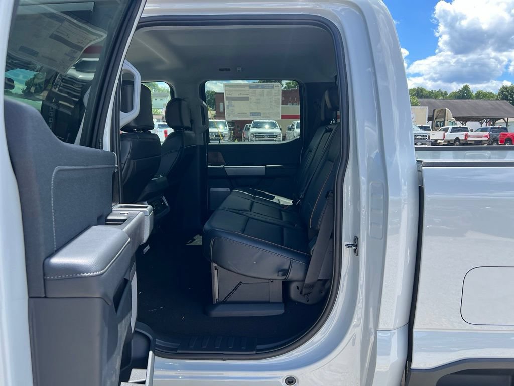 New 2026 Ford F250 Lariat w/ Tremor Off-Road Package AWD/4WD image 16