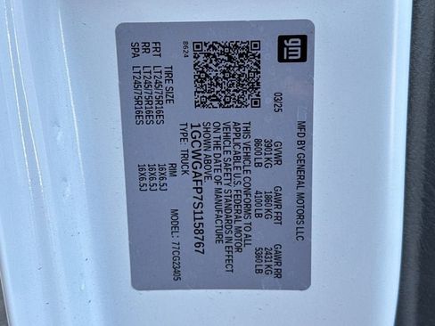 New 2025 Chevrolet Express 2500 w/ Driver Convenience Package image 27