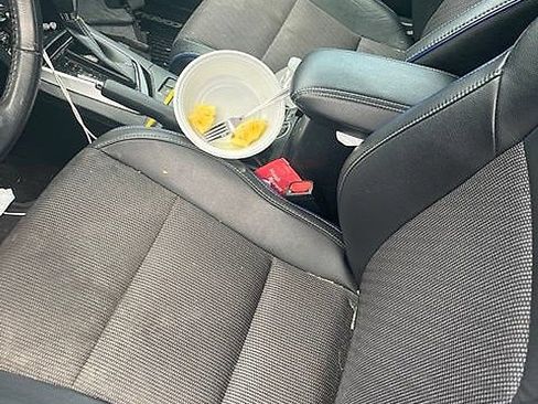 Used 2018 Toyota Corolla SE FWD image 1