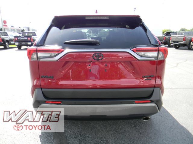 Used 2020 Toyota RAV4 Limited AWD/4WD image 3