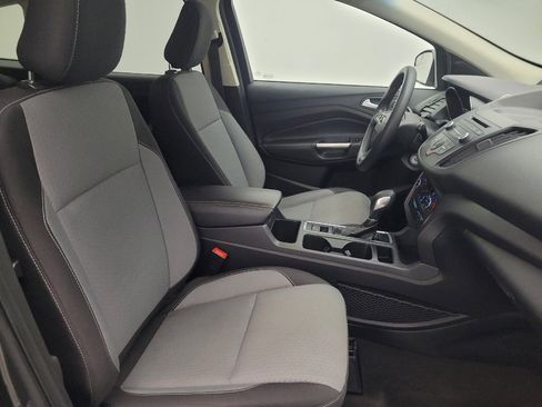 Used 2018 Ford Escape SE FWD image 21