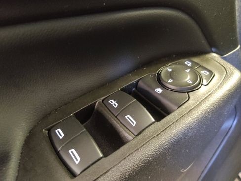 Used 2024 Chevrolet Equinox LT image 27