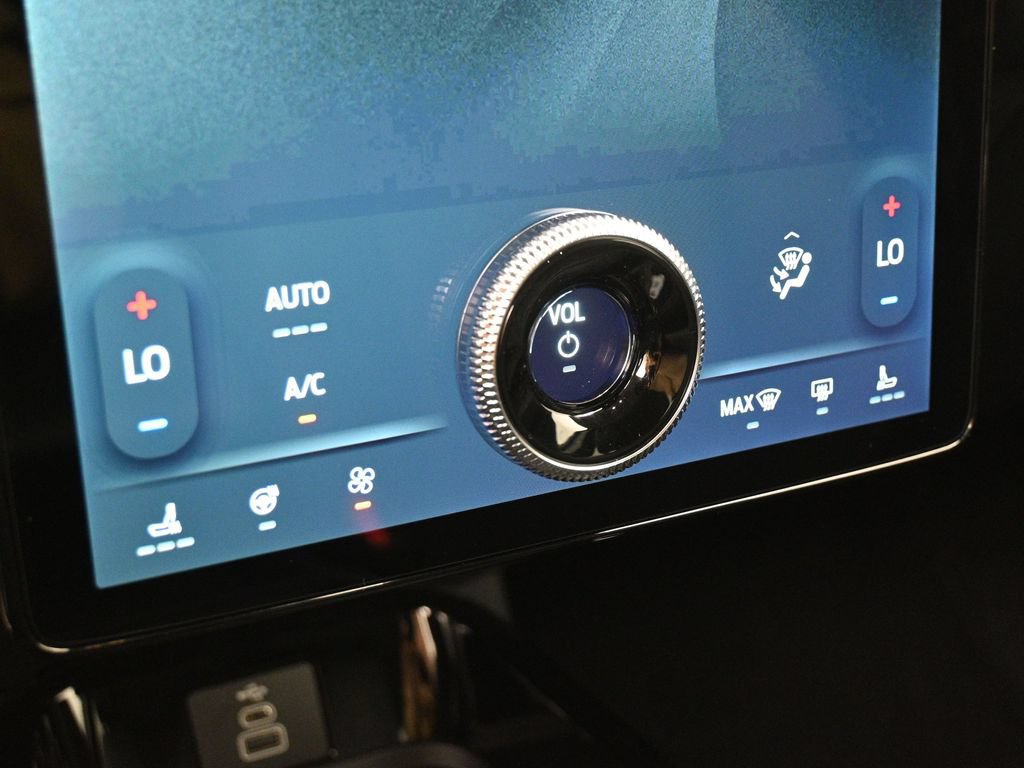 Used 2025 Ford Mustang Mach-E Select w/ Comfort Package Lite RWD image 16