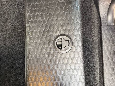 Used 2013 RAM 1500 Sport w/ Sport Premium Group AWD/4WD image 11