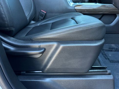 Used 2025 Chevrolet Silverado 1500 RST image 23