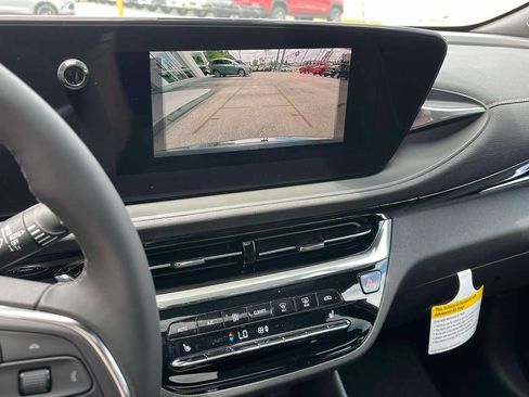 New 2026 Buick Envista Avenir FWD image 25