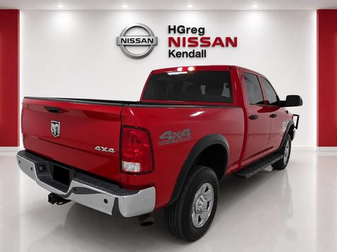 Used 2018 RAM 2500 Tradesman w/ Chrome Appearance Group AWD/4WD image 4