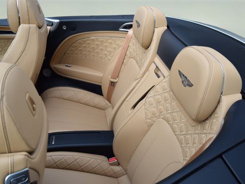 Used 2020 Bentley Continental GT AWD/4WD image 22