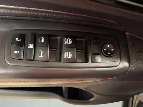 Used 2024 Dodge Durango GT AWD/4WD image 17