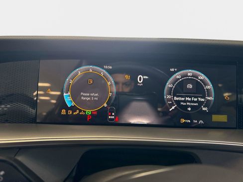 New 2026 Volkswagen Tiguan SE image 18