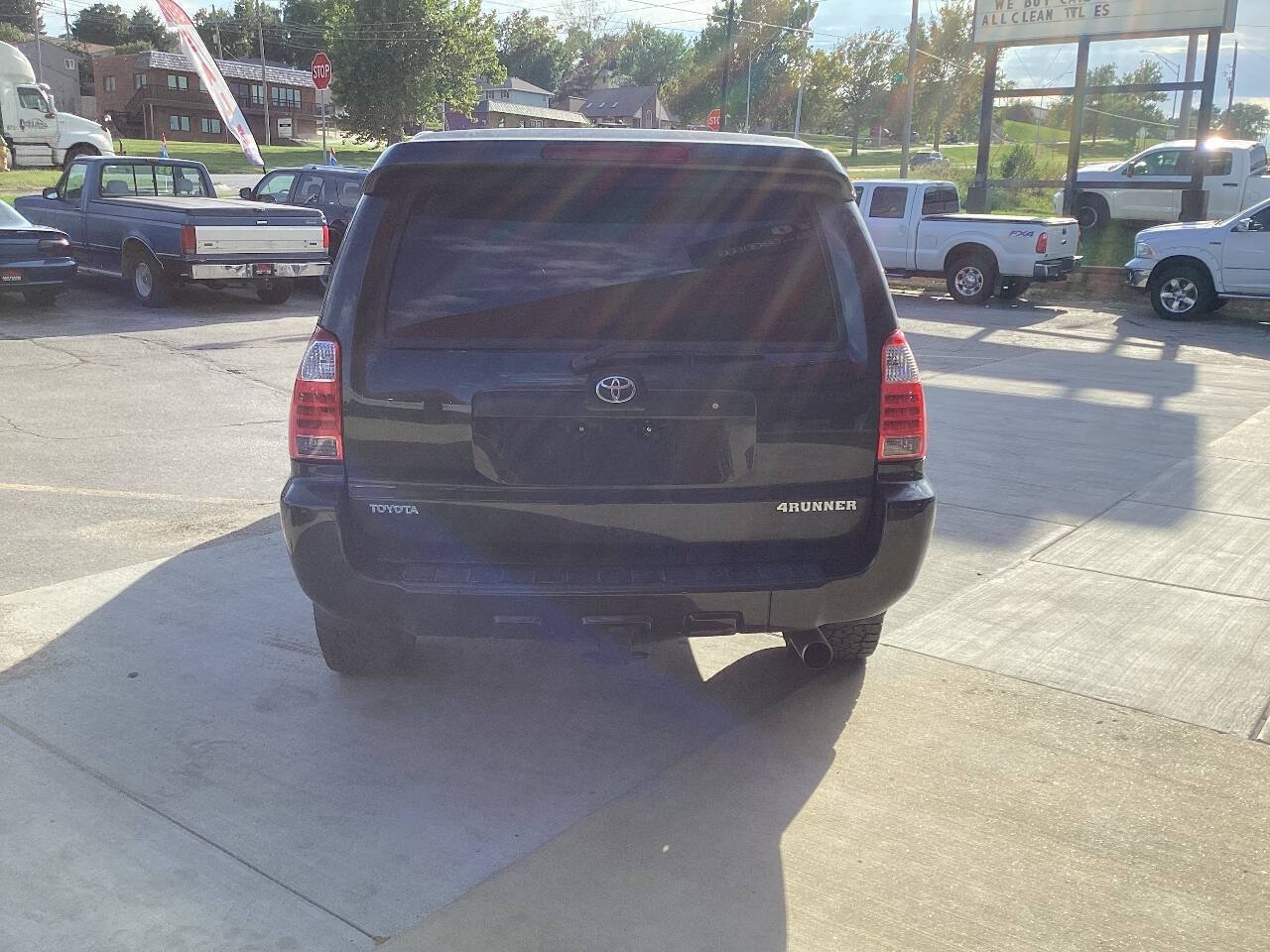 Used 2008 Toyota 4Runner Limited w/ Limited Extra Value Pkg 1 AWD/4WD image 5
