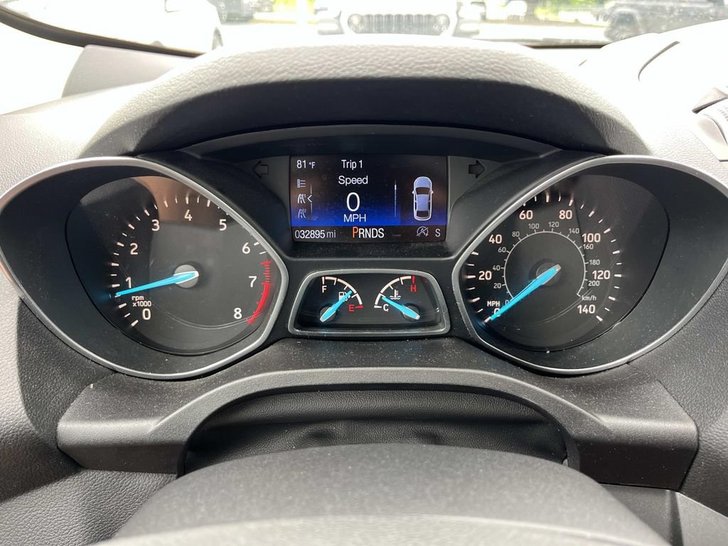 Used 2019 Ford Escape SE FWD image 36