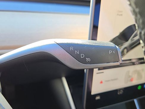 Used 2019 Tesla Model 3 Long Range image 29