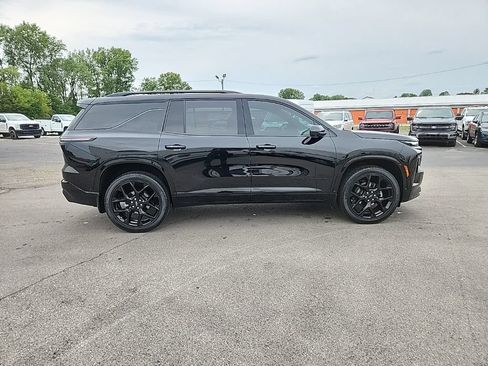 Used 2024 Chevrolet Traverse RS AWD/4WD image 4
