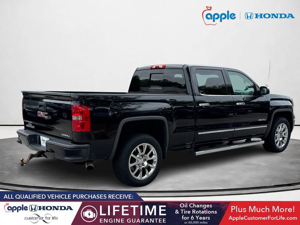 Used 2015 GMC Sierra 1500 Denali w/ Driver Alert Package AWD/4WD image 3
