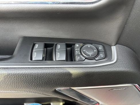 Used 2024 GMC Sierra 3500 Denali w/ Denali Reserve Package image 21