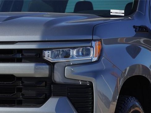 Used 2024 Chevrolet Silverado 1500 RST image 4