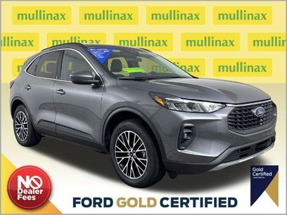 Certified 2025 Ford Escape SE