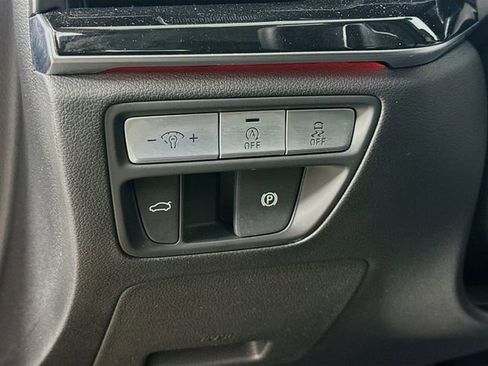 Used 2023 Genesis G80 2.5T image 10