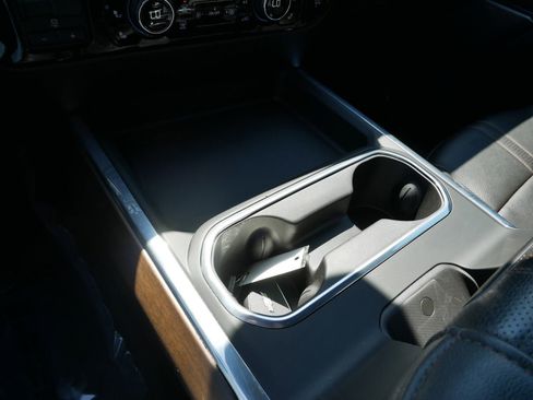 Used 2025 Chevrolet Silverado 3500 High Country w/ High Country Premium Package AWD/4WD image 32